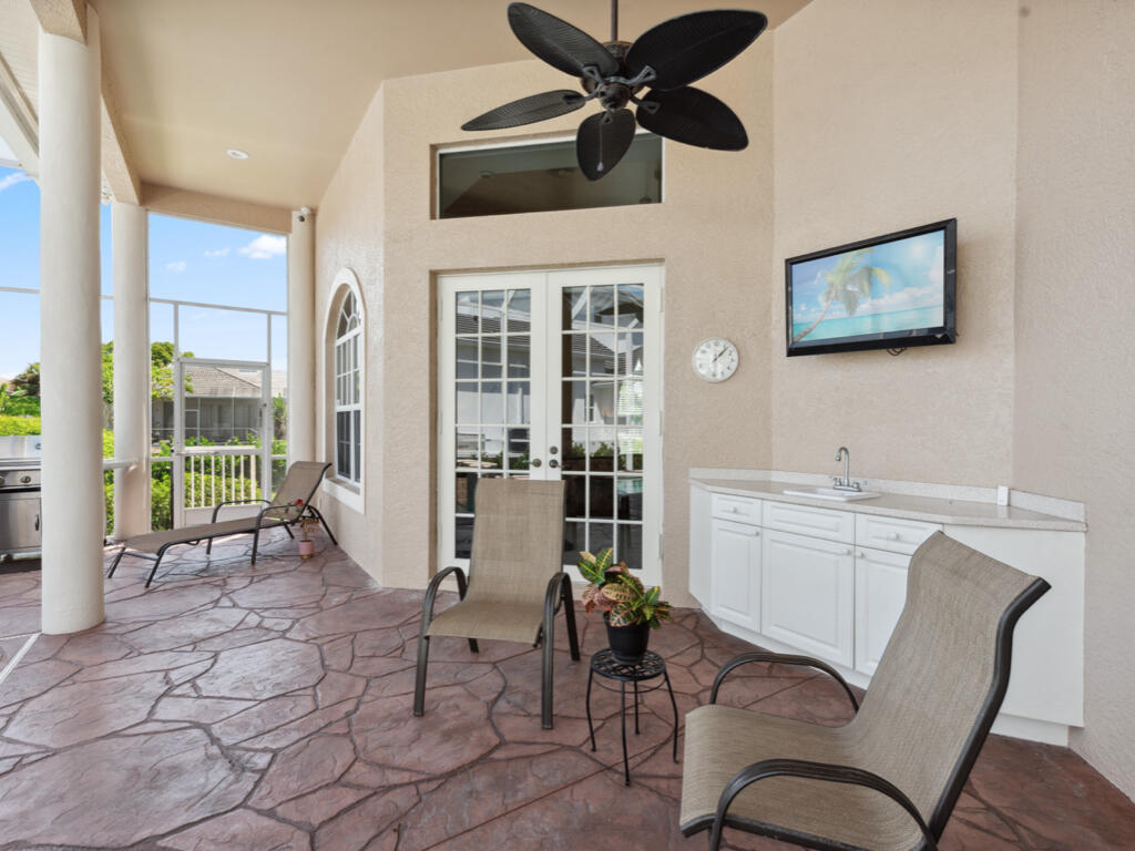 1500 WINTERBERRY DRIVE