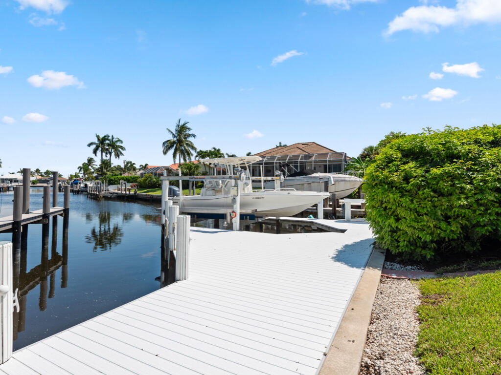 1500 WINTERBERRY DRIVE