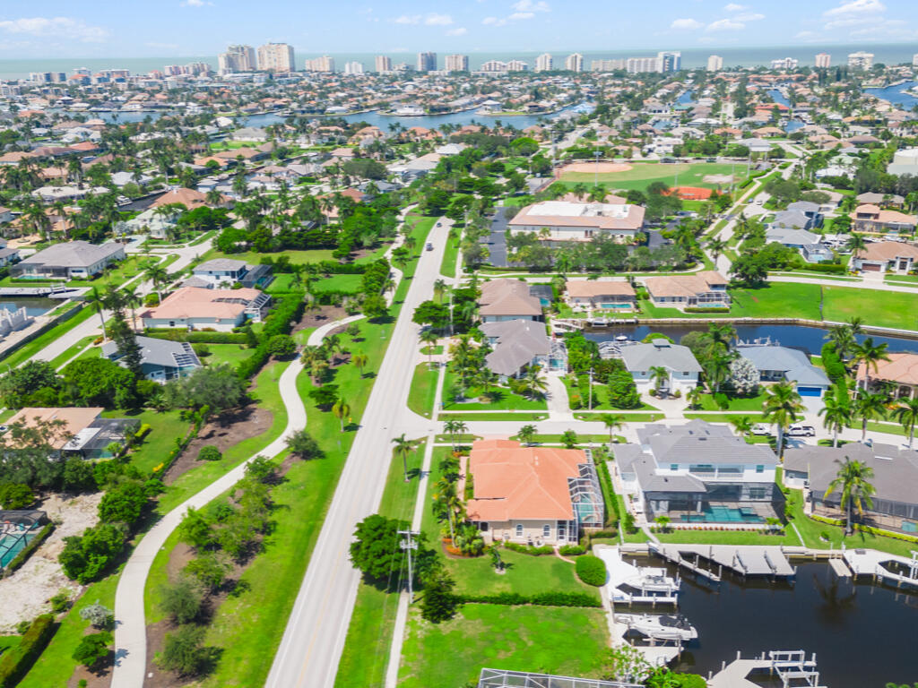 1500 WINTERBERRY DRIVE