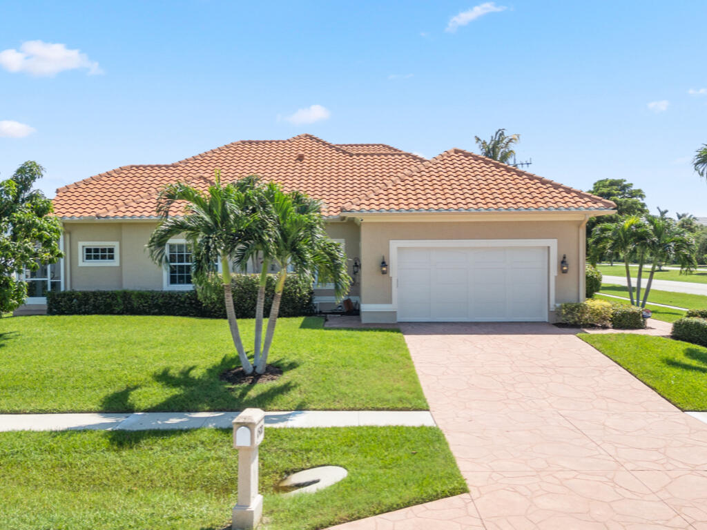 1500 WINTERBERRY DRIVE