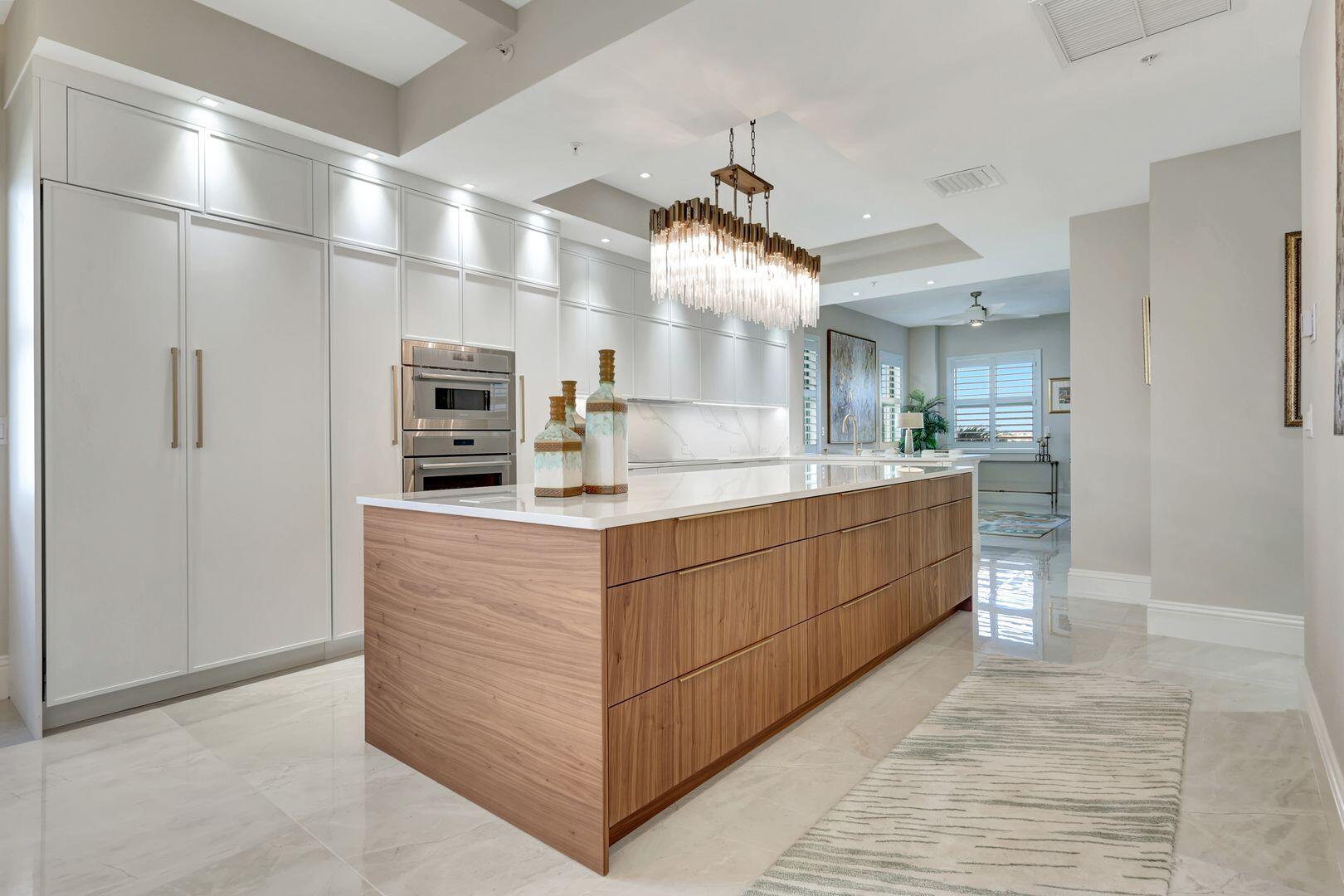930 CAPE MARCO, 506