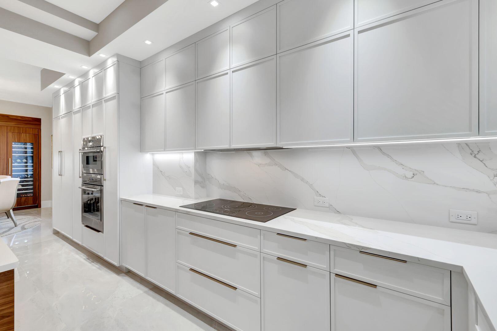 930 CAPE MARCO, 506