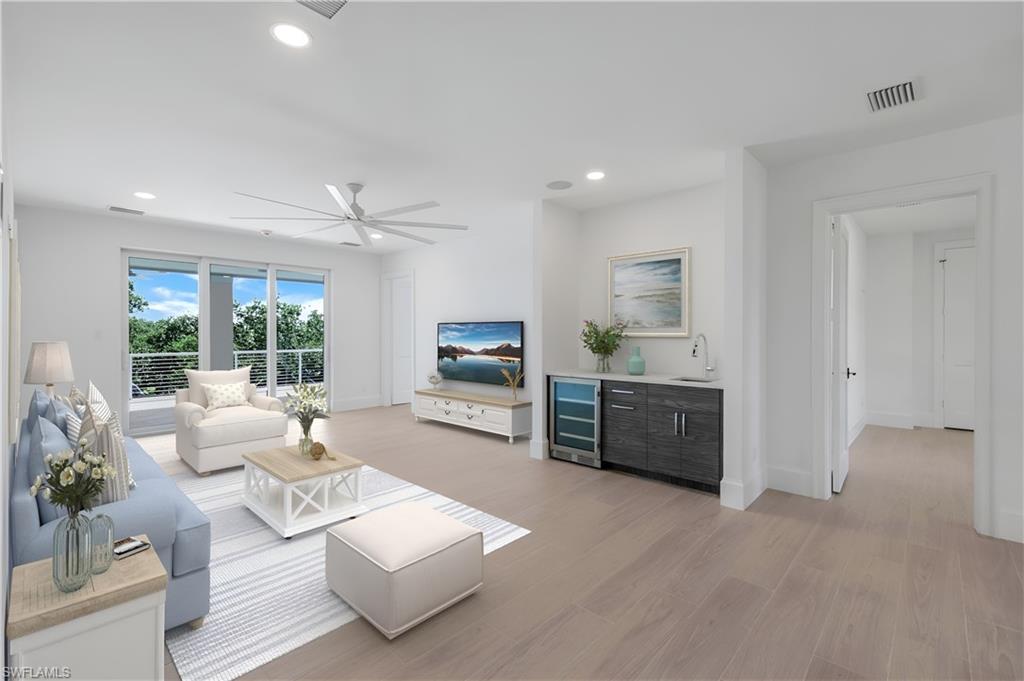 700 Waterside DR