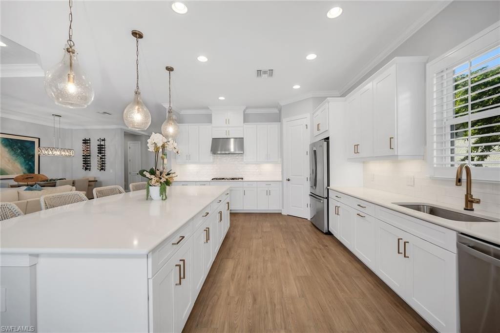 3273 Belon LN