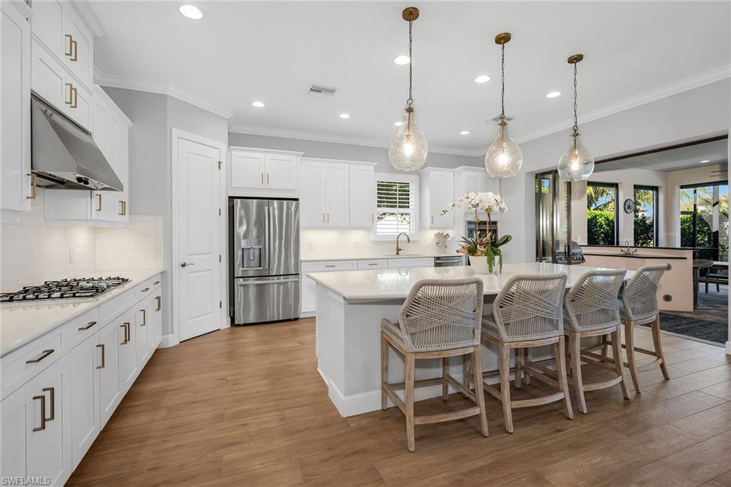 3273 Belon LN