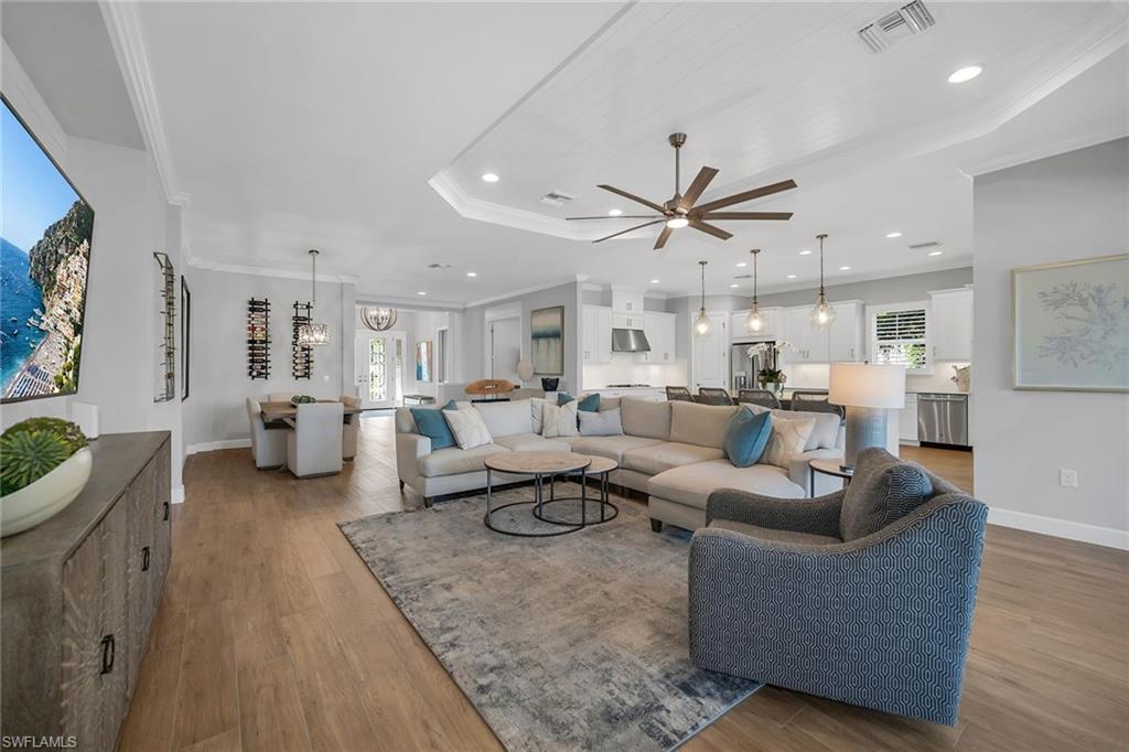 3273 Belon LN