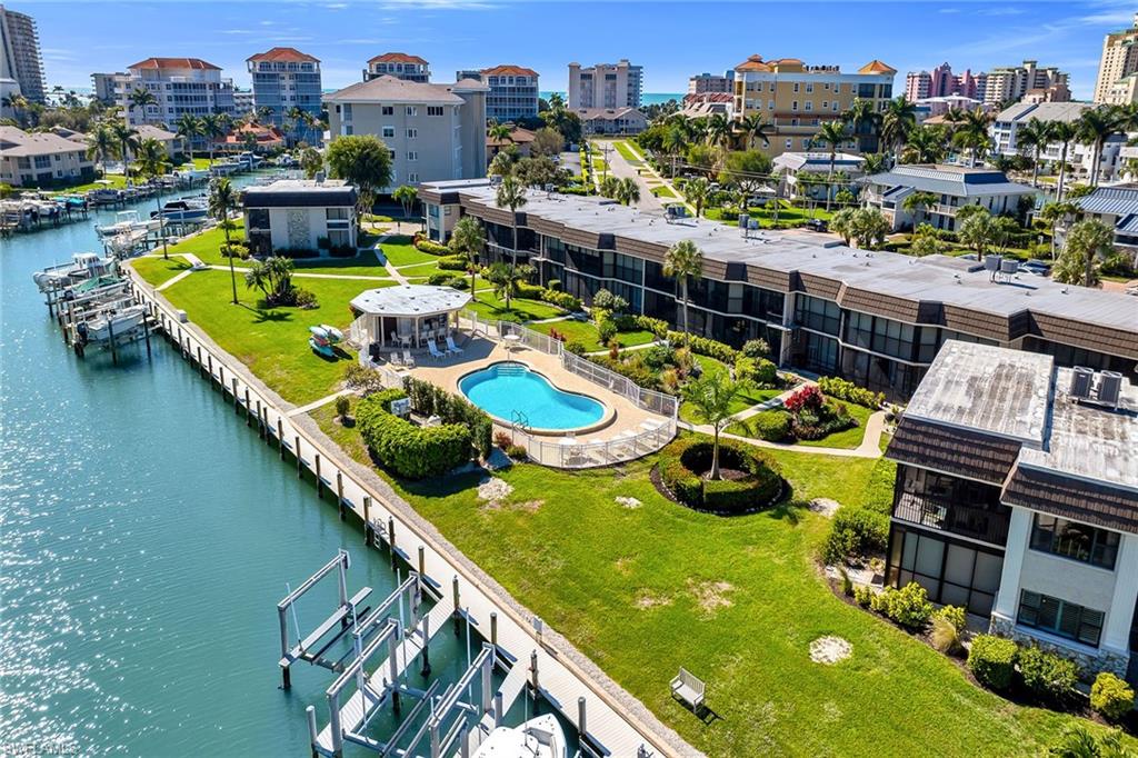 881 Panama CT 201