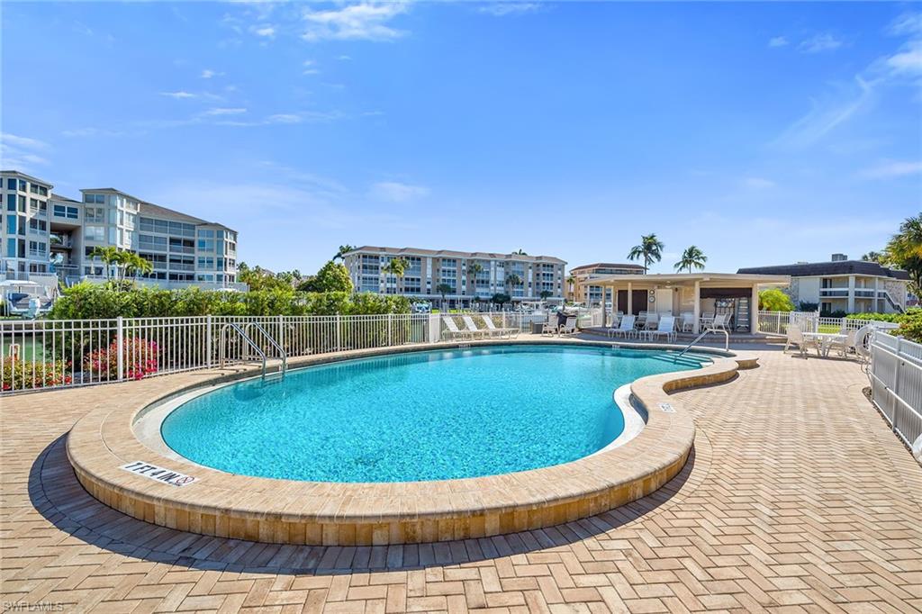 881 Panama CT 201