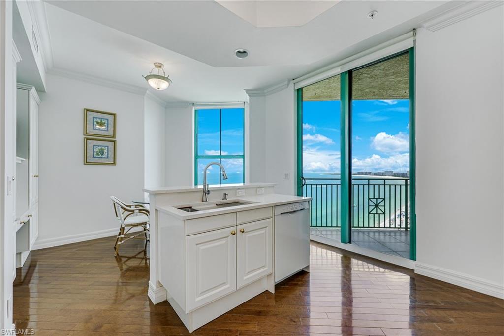 960 Cape Marco DR 1702