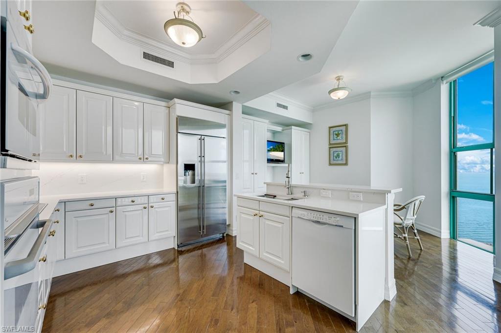 960 Cape Marco DR 1702