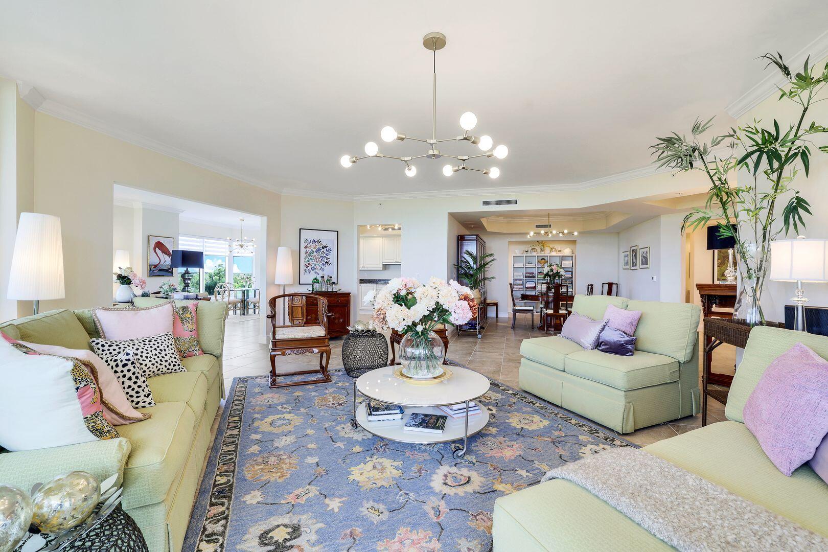 1050 BORGHESE LANE, 206