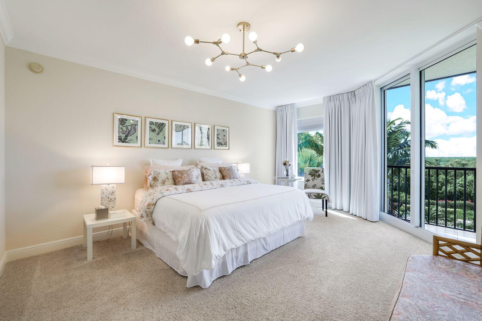 1050 BORGHESE LANE, 206