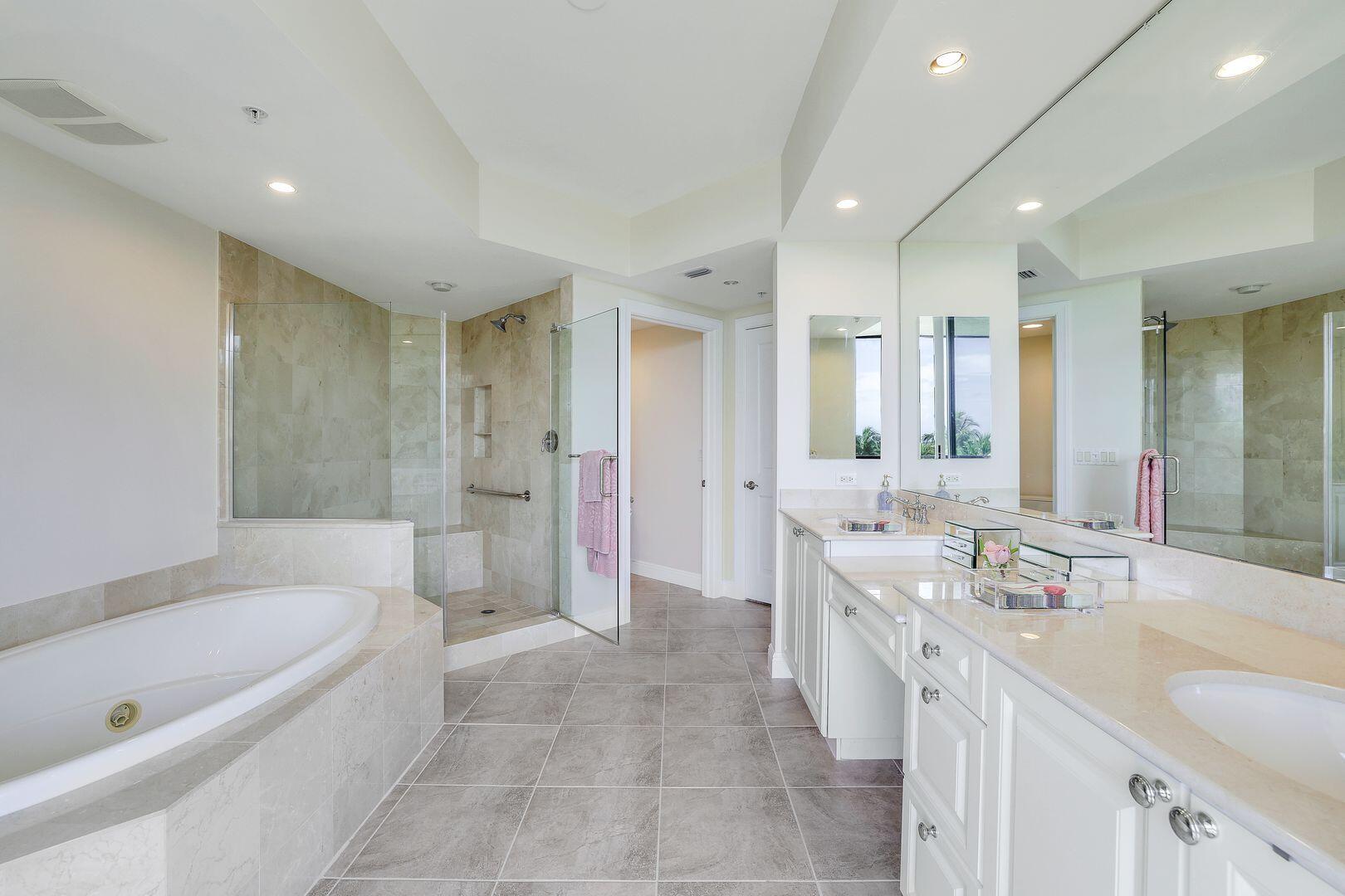 1050 BORGHESE LANE, 206