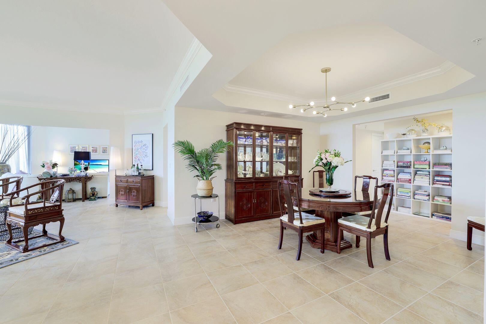 1050 BORGHESE LANE, 206