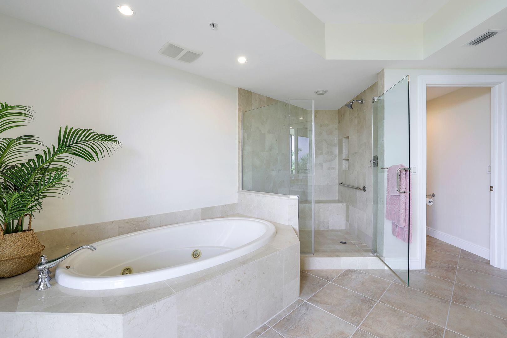 1050 BORGHESE LANE, 206