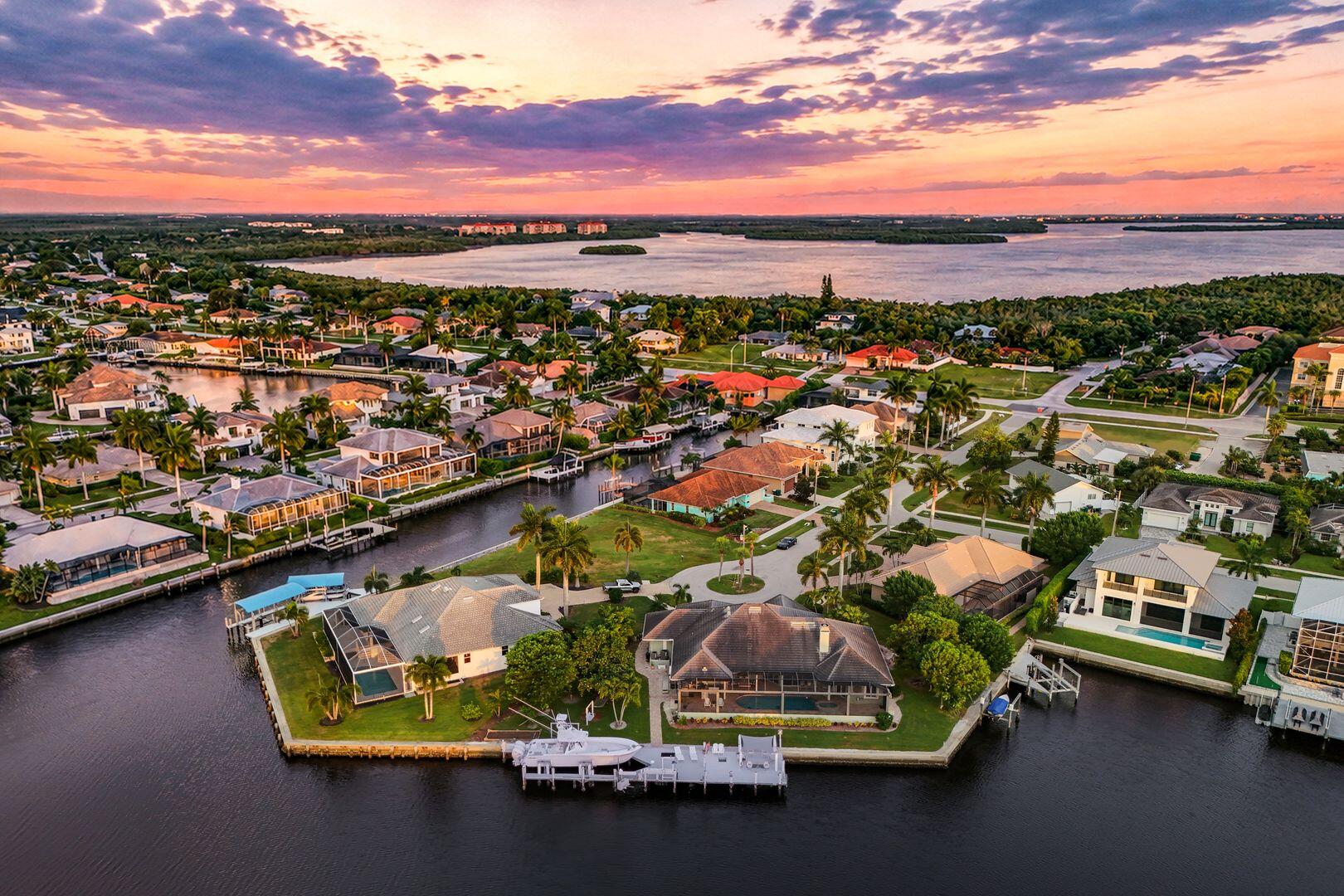 60 COVEWOOD COURT