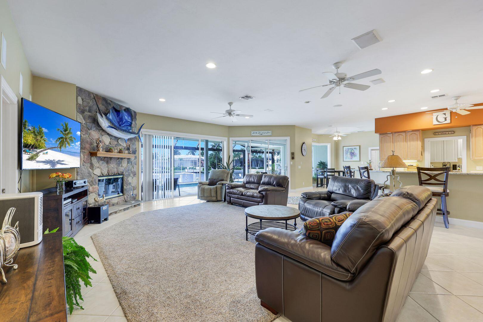 60 COVEWOOD COURT