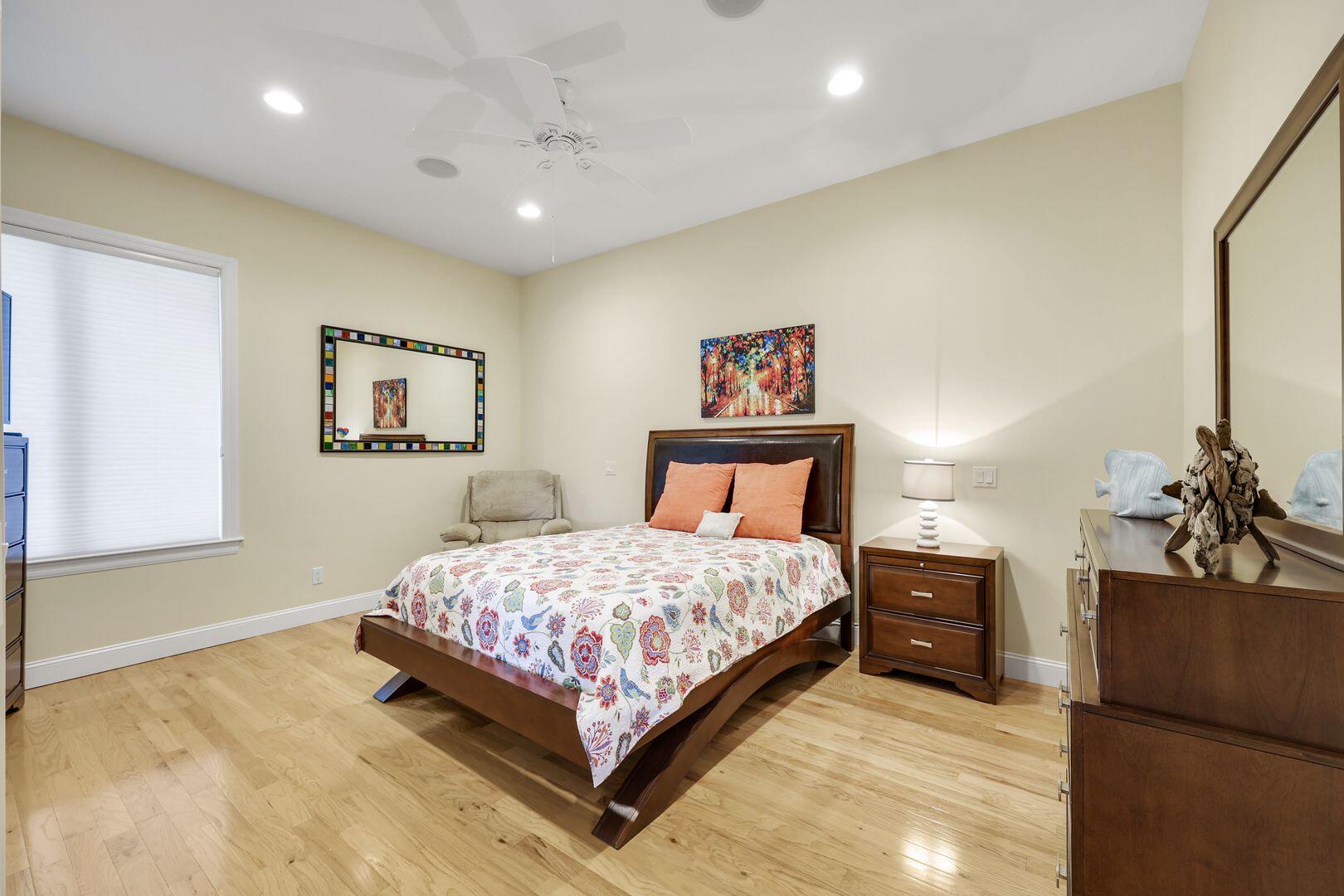60 COVEWOOD COURT