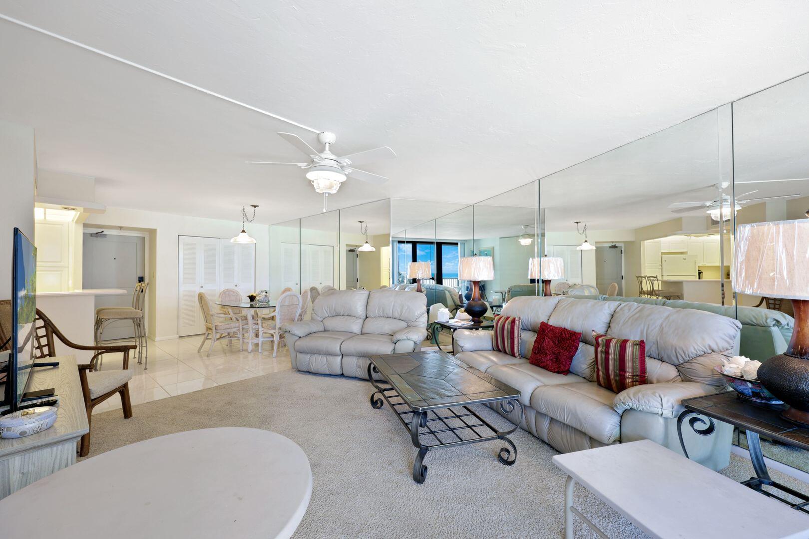 320 SEAVIEW COURT, 307