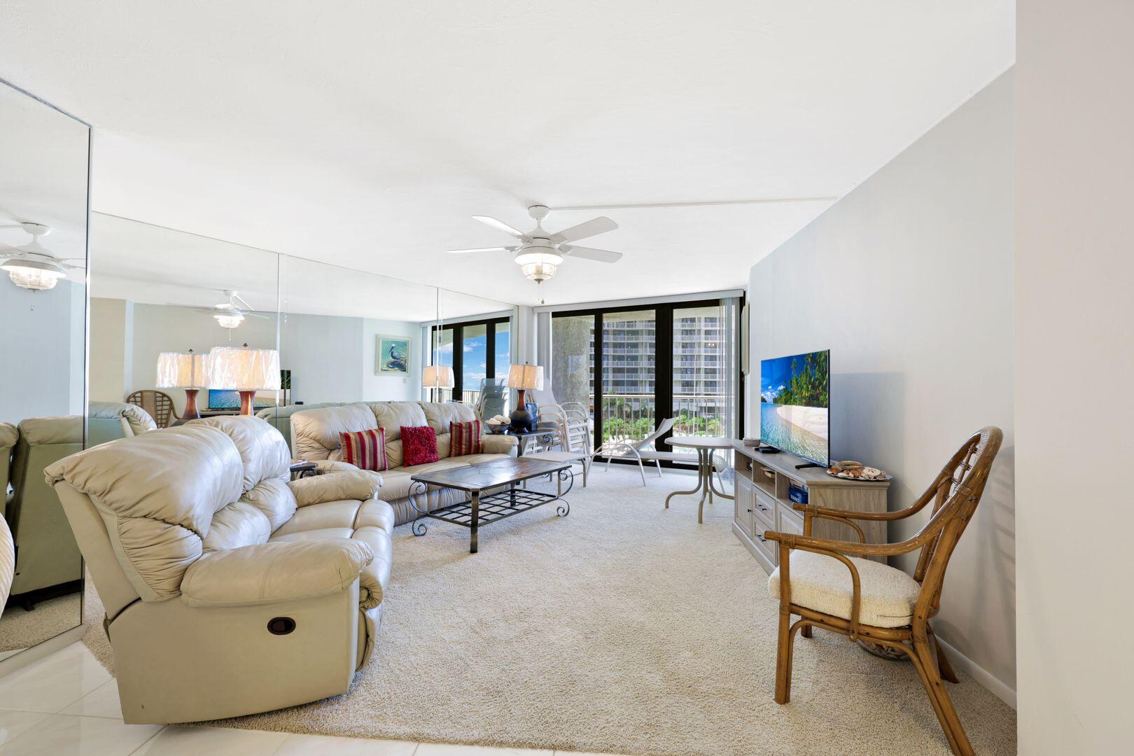320 SEAVIEW COURT, 307