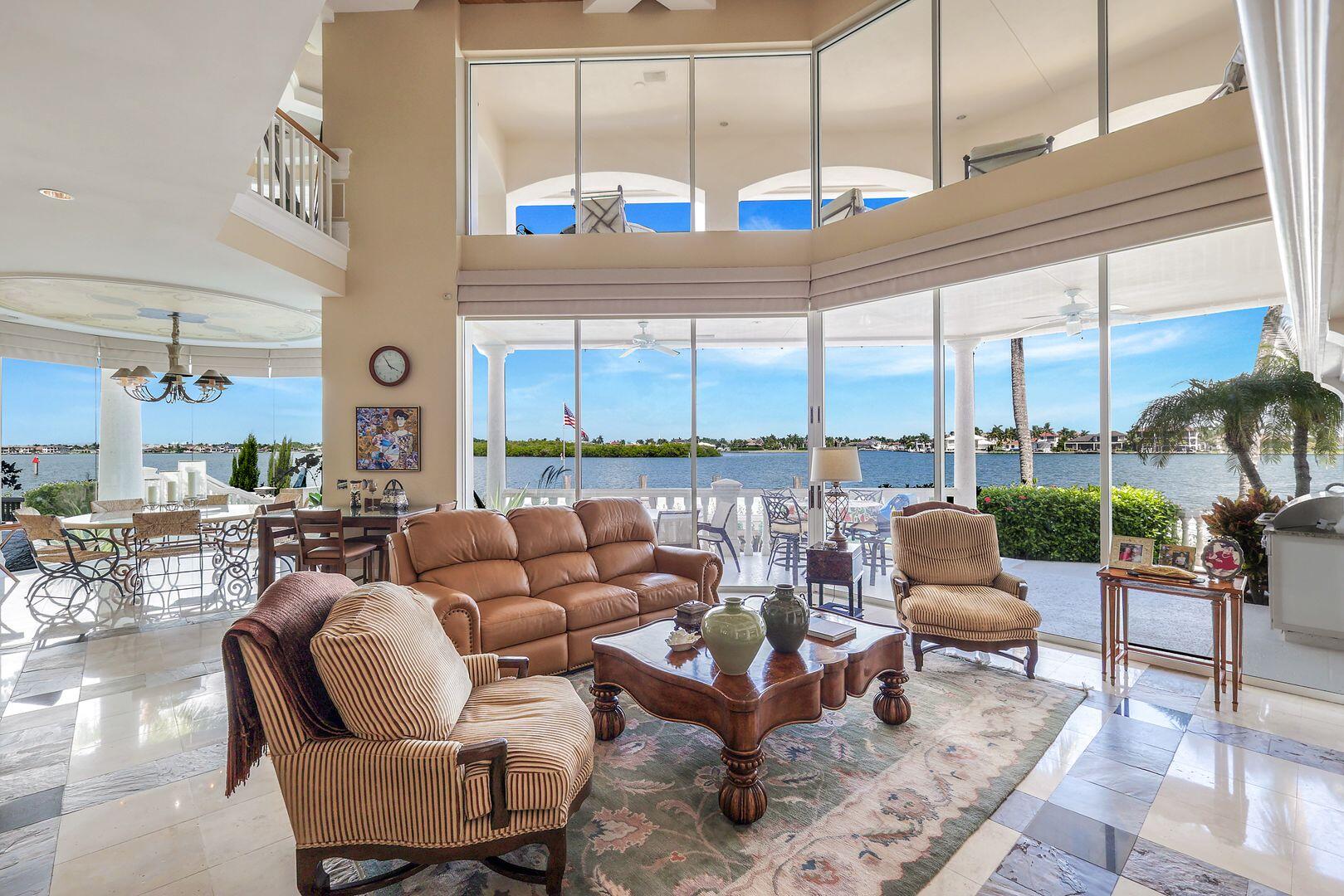 490 RENARD COURT