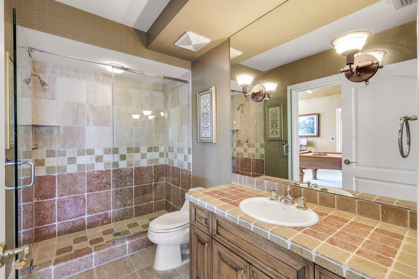 490 RENARD COURT