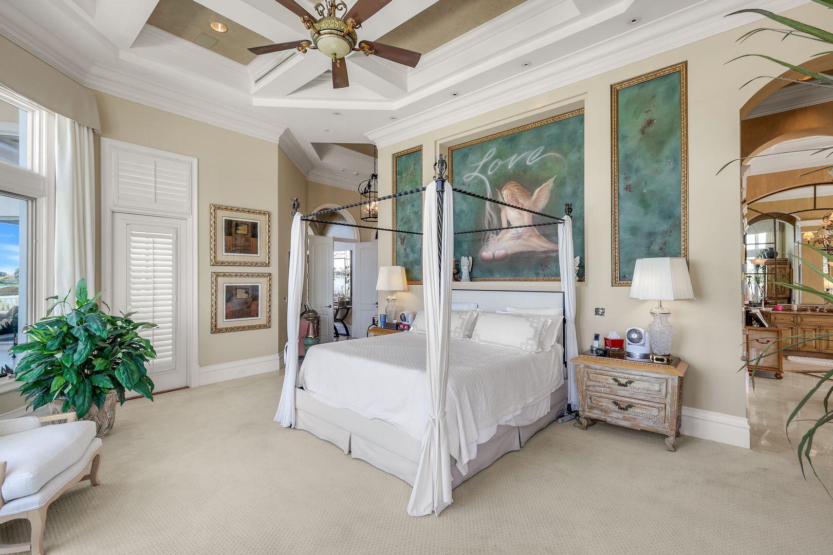 490 RENARD COURT