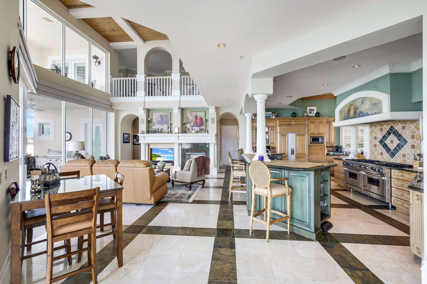 490 RENARD COURT