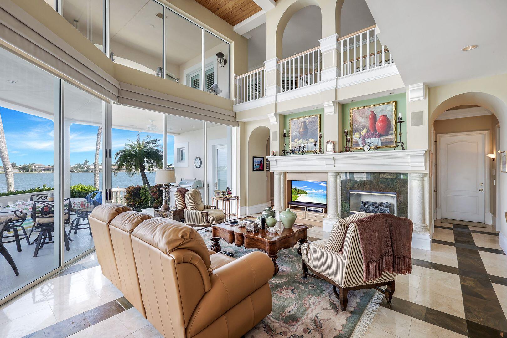 490 RENARD COURT