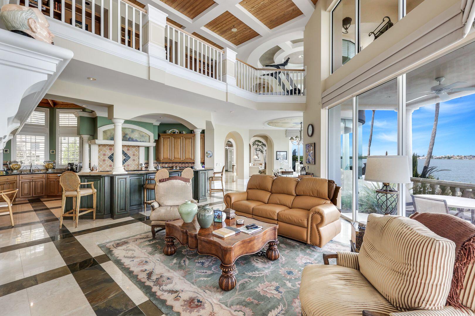 490 RENARD COURT