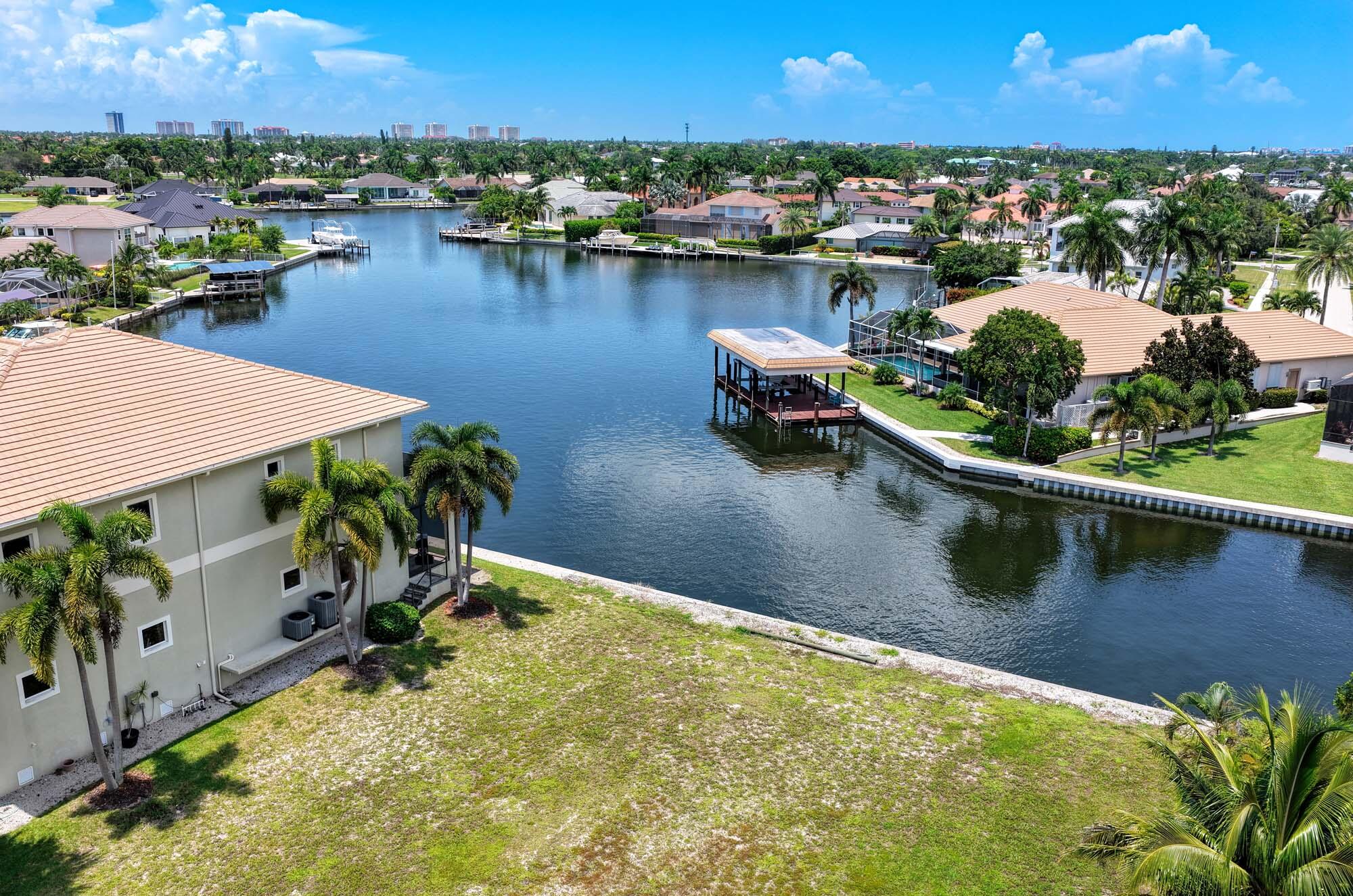 1674 BRIARWOOD COURT