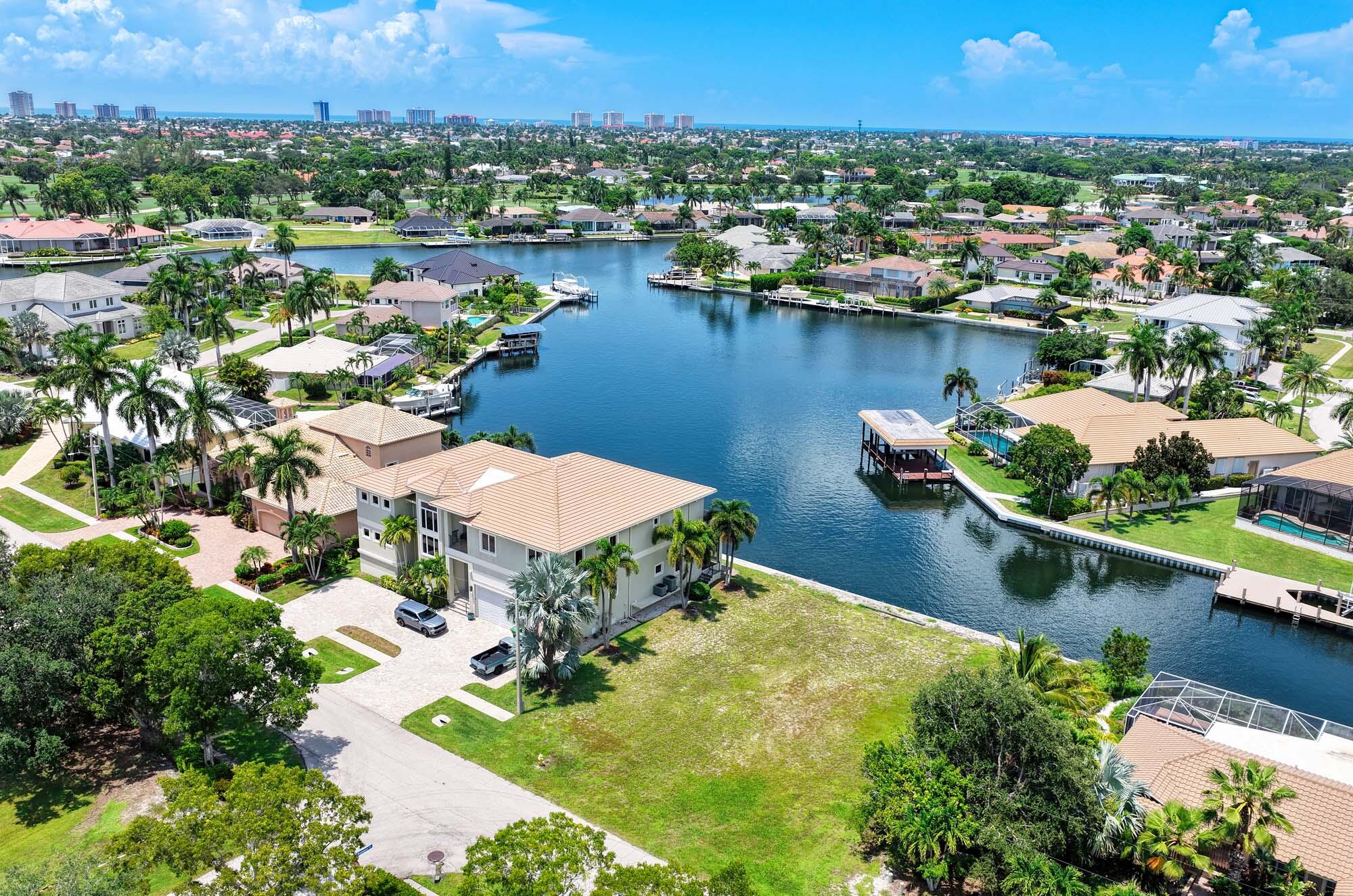1674 BRIARWOOD COURT