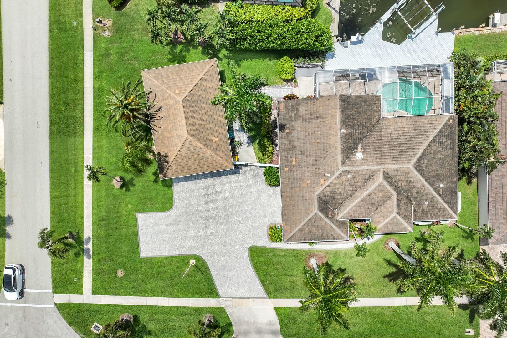 200 N BARFIELD DRIVE