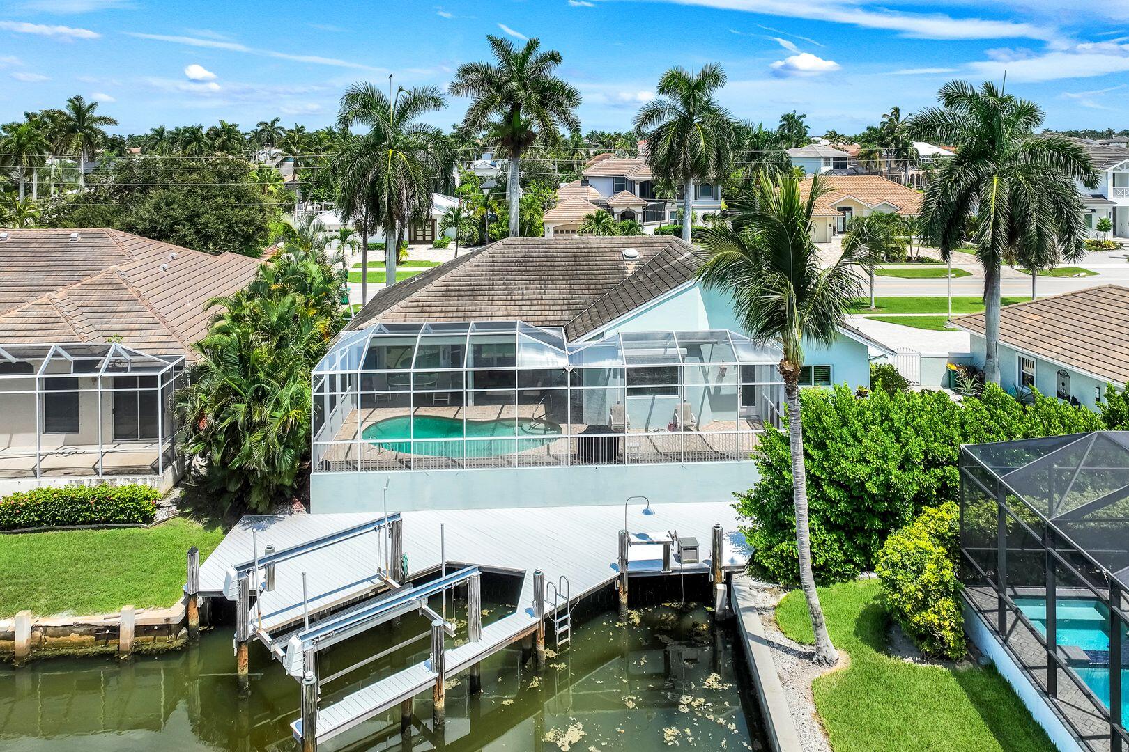 200 N BARFIELD DRIVE