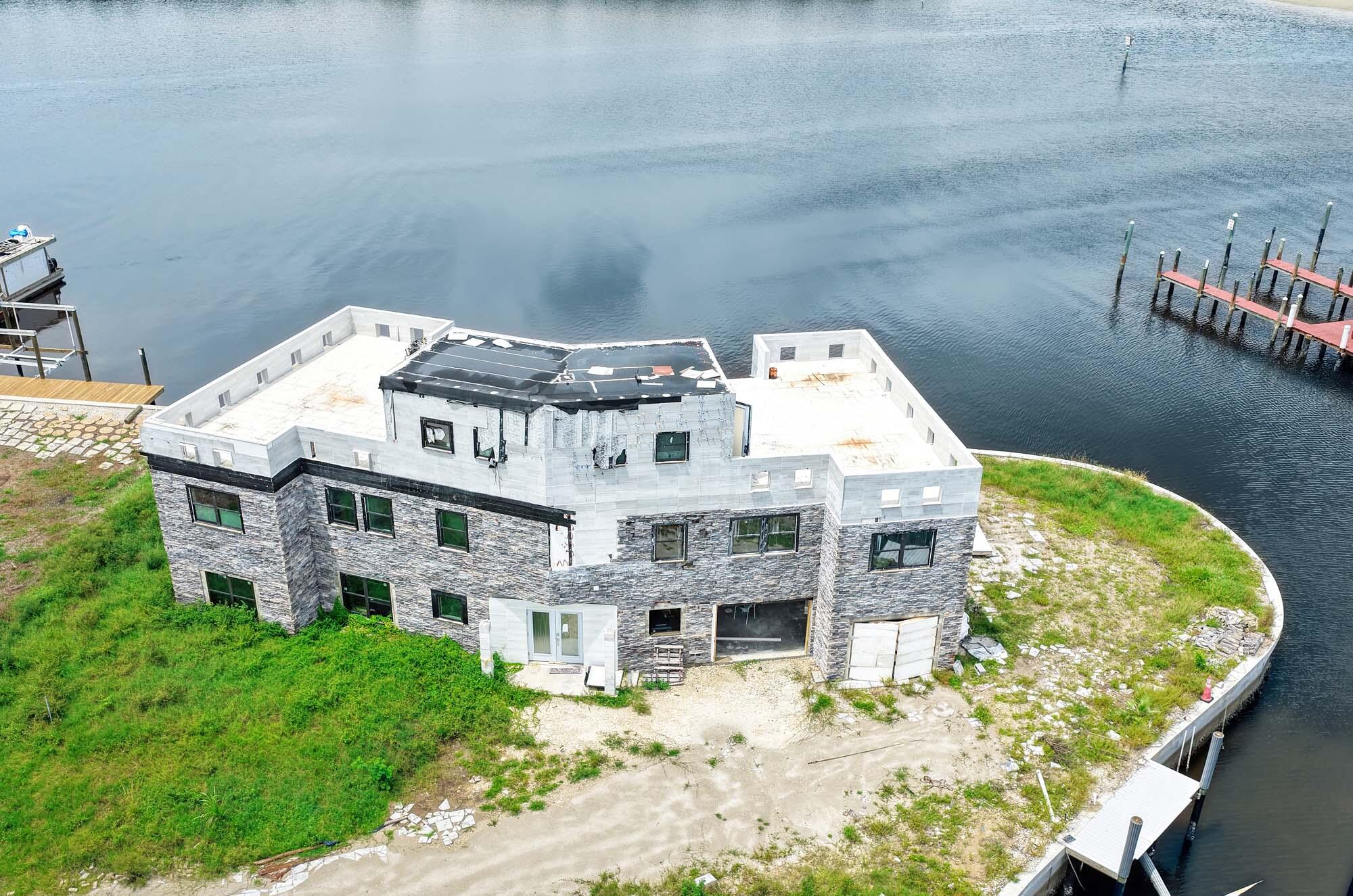 246 N HARBOR PLACE