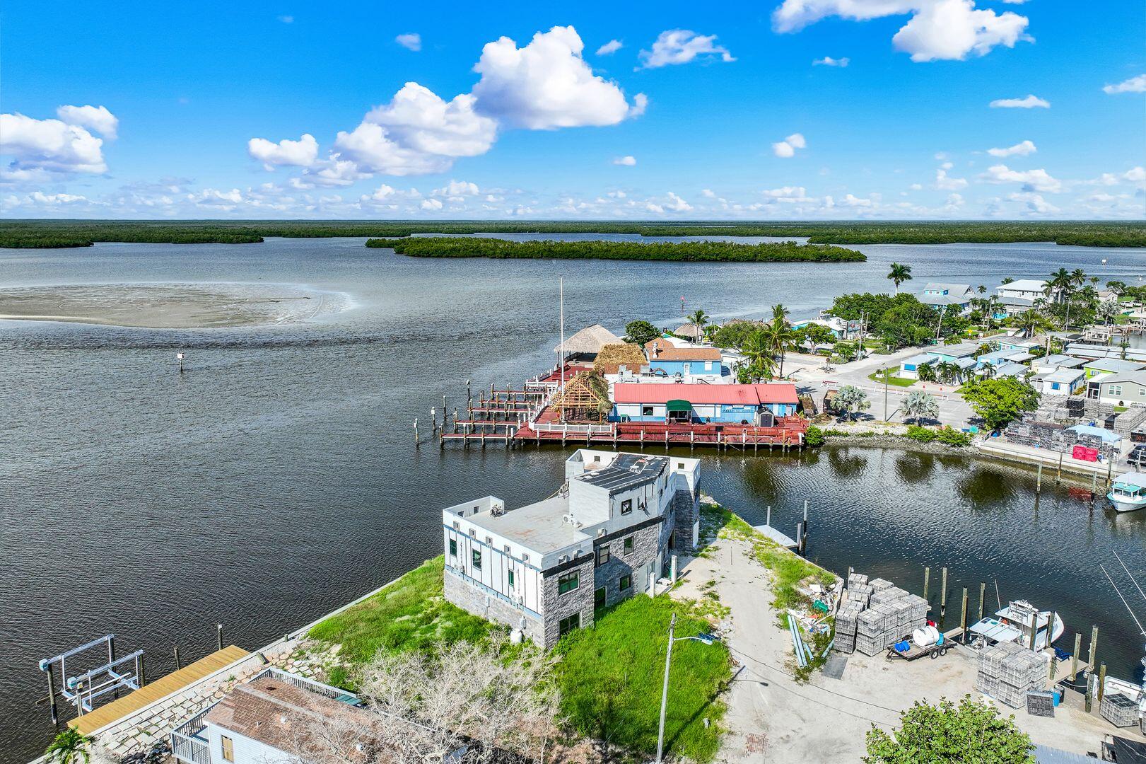 246 N HARBOR PLACE