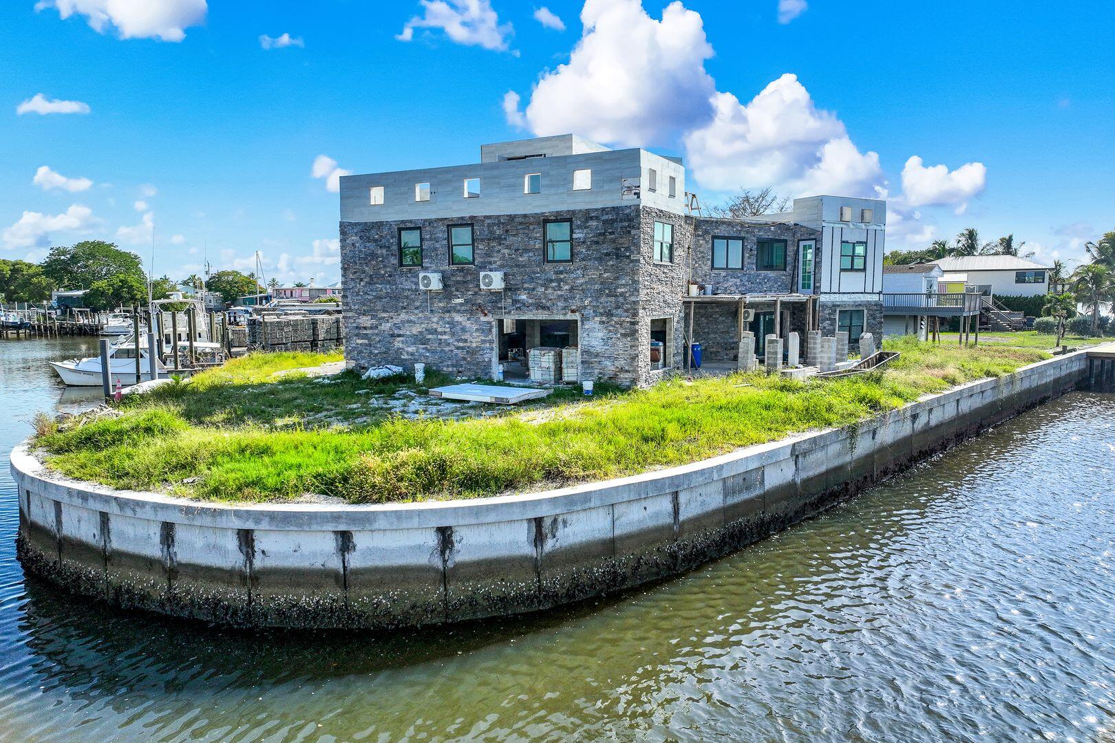 246 N HARBOR PLACE