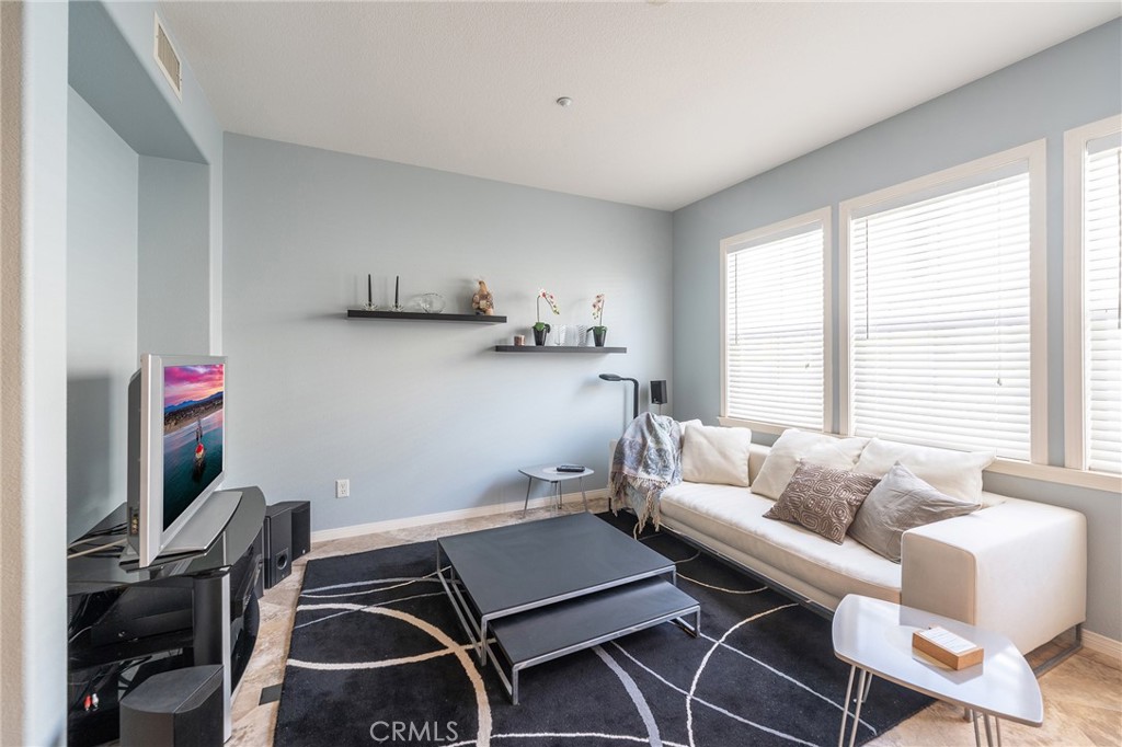 6267 Pacific Pointe Drive