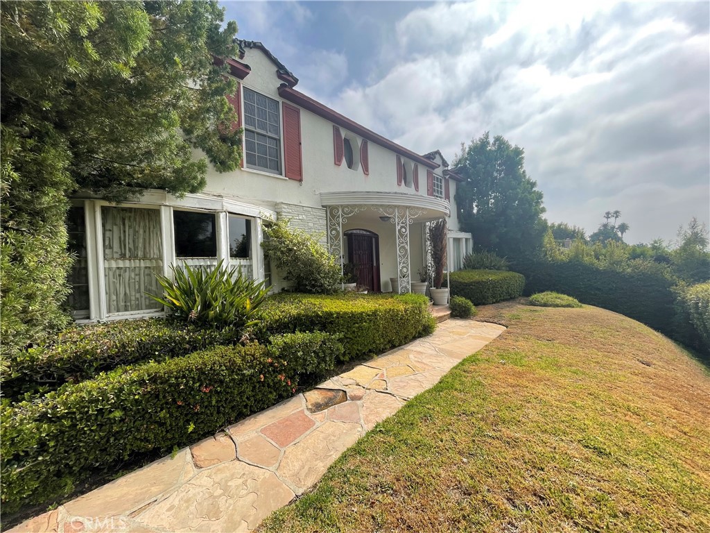 1364 Londonderry Place