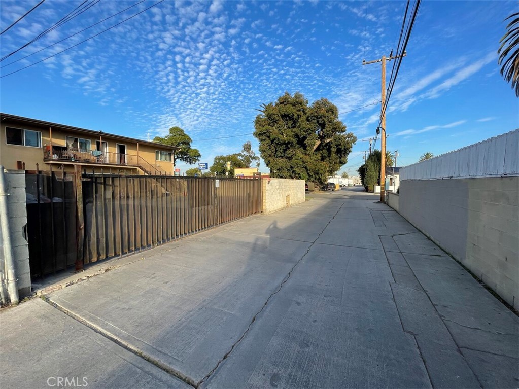800 W Willow Street