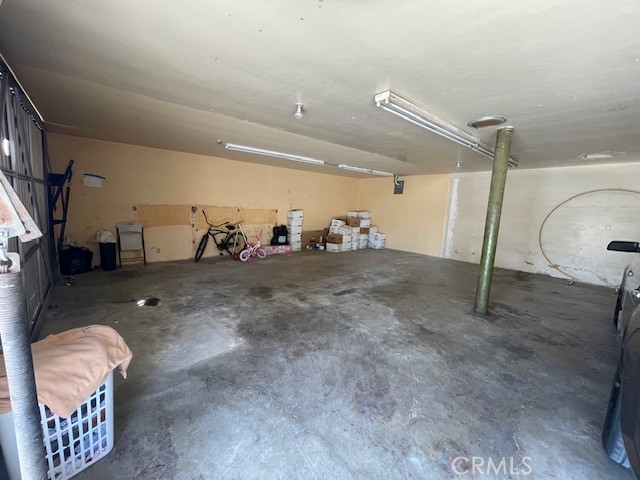 800 W Willow Street