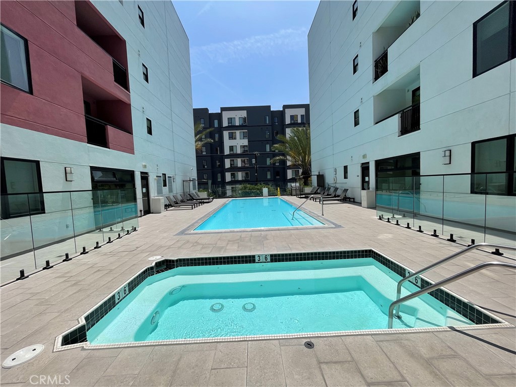 1234 Wilshire Boulevard 127