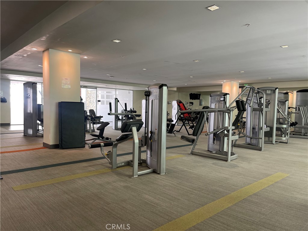 1234 Wilshire Boulevard 127