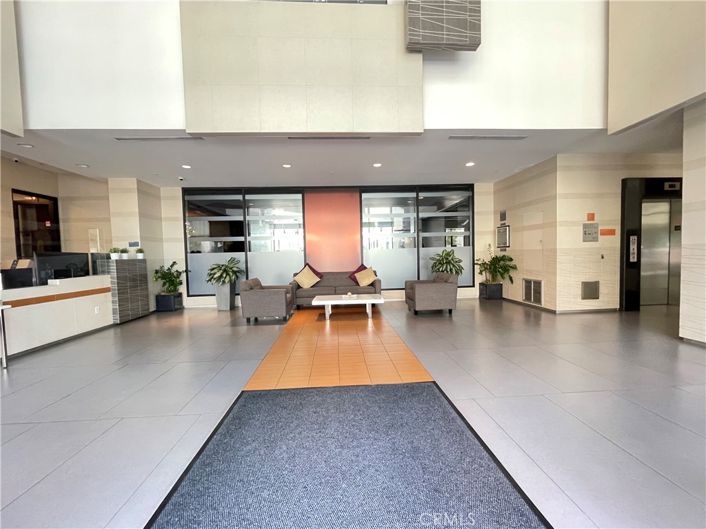 1234 Wilshire Boulevard 127