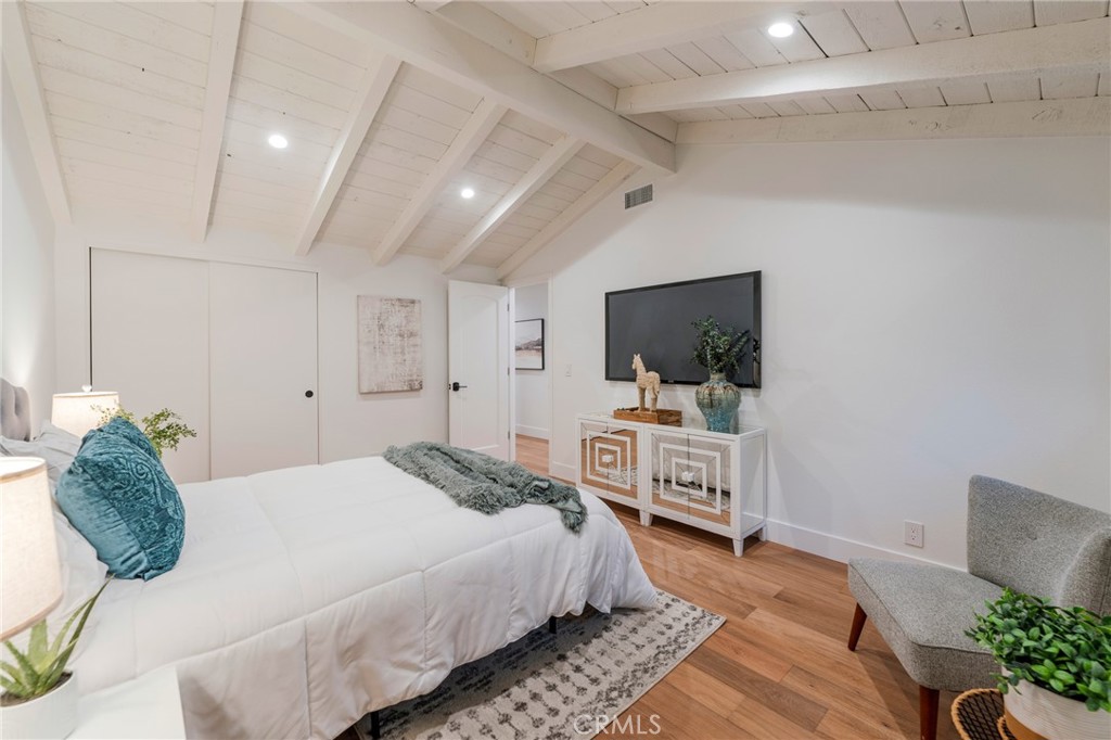 35 Beachcomber Drive