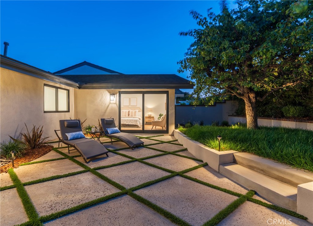 35 Beachcomber Drive