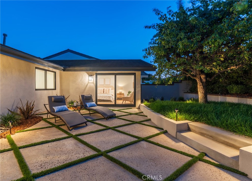 35 Beachcomber Drive