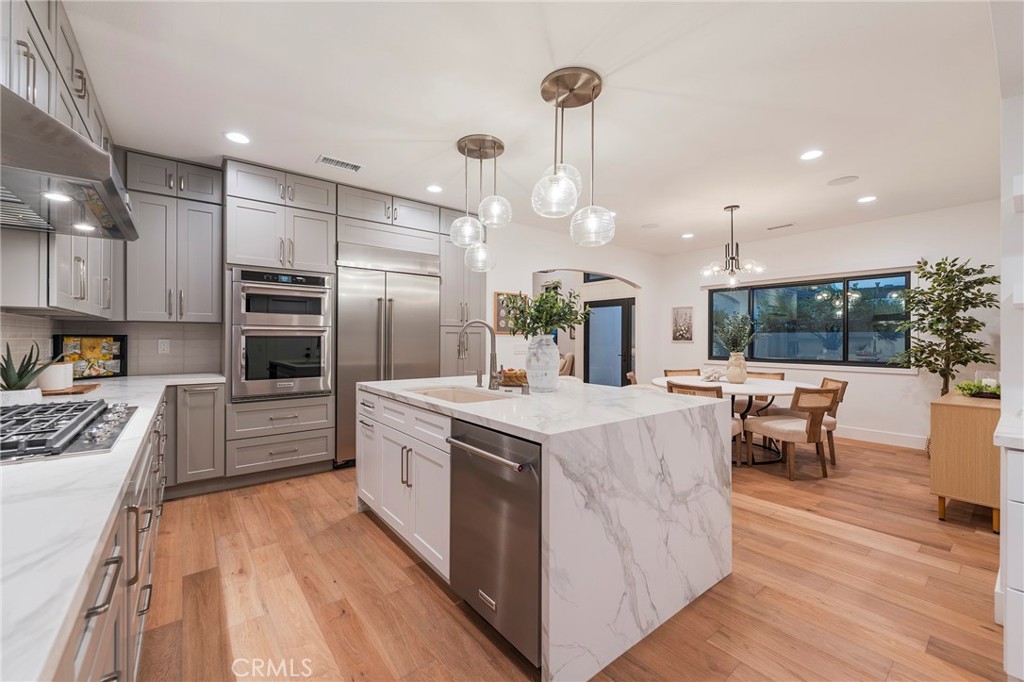 35 Beachcomber Drive