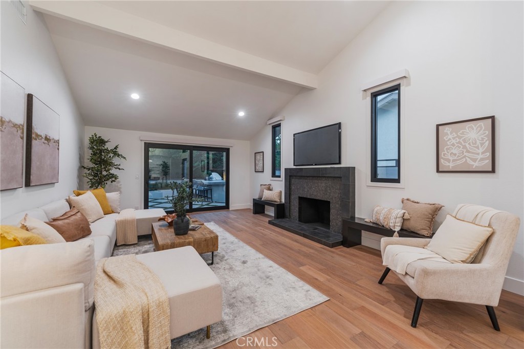 35 Beachcomber Drive