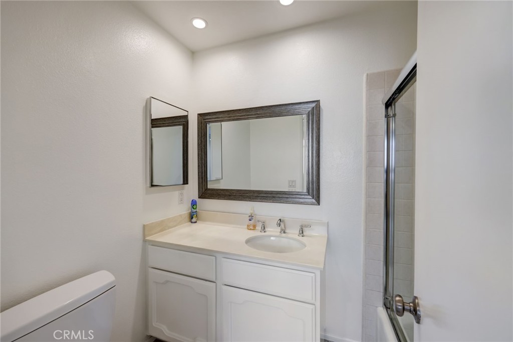 33816 Colegio Drive
